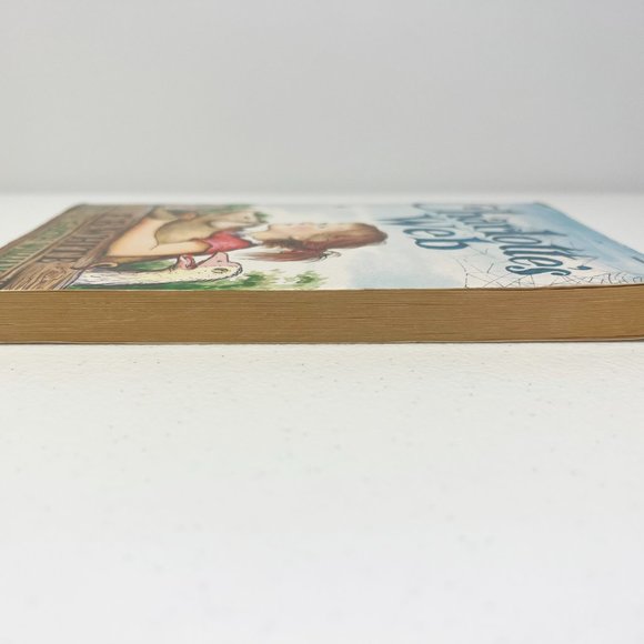 Charlotte's Web - Gently Used Book in Great Condition for Children - Picture 5 of 12